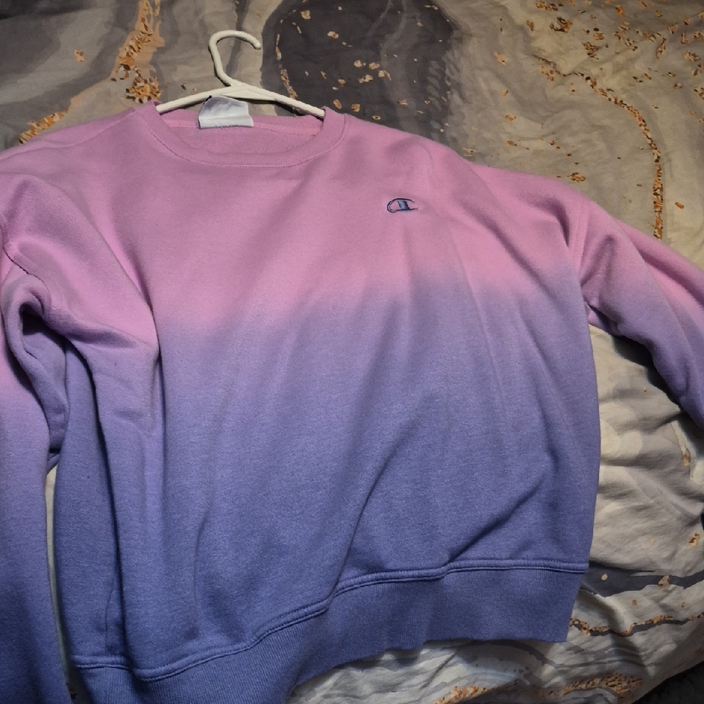Champion Women's Lavender to Violet Gradient Sweater